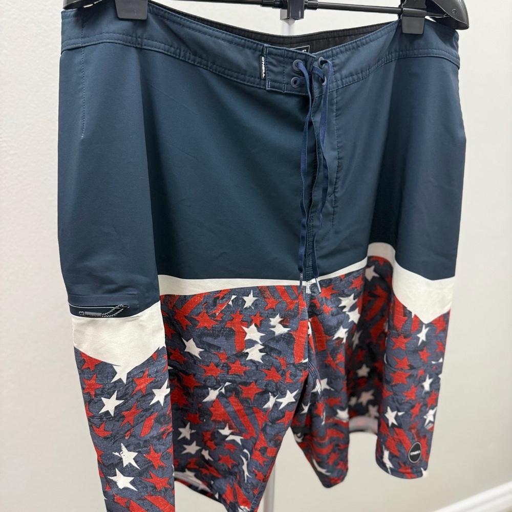 O’Neill Hyperfreak Board Shorts Men 44 Navy Patriotic USA Flag Stretch Surf Swim - Picture 2 of 13